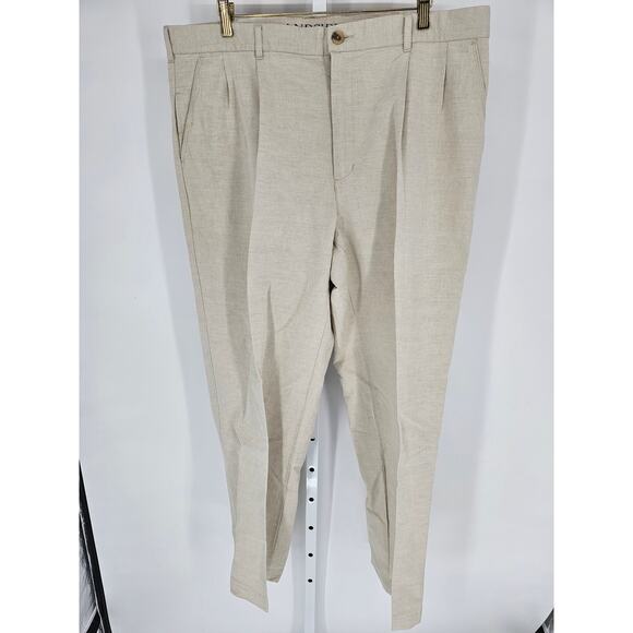 Lands' End Men's Beige Comfort Waist Pleated No Iron Chino Pants Size 38 - Picture 1 of 7